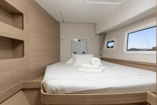 Lagoon 42 - Lady Aurora