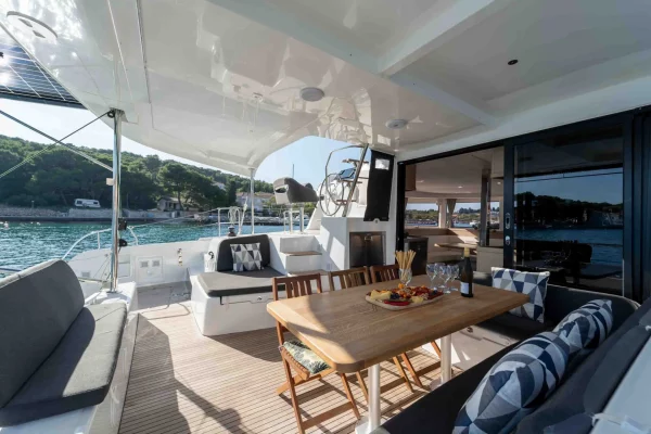 Katamaran mieten: Lagoon 42 - Mare Sunce