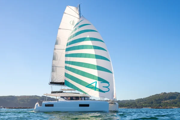 Katamaran mieten in Rogoznica: Lagoon 43 - Wanderer