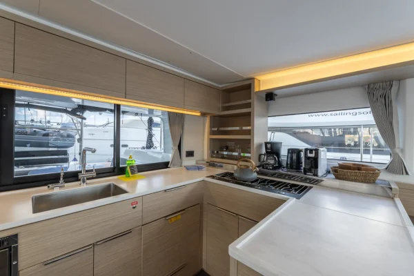 Katamaran mieten in Split: Lagoon 46