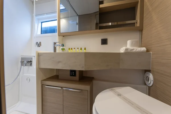 Katamaran mieten in Split: Lagoon 46