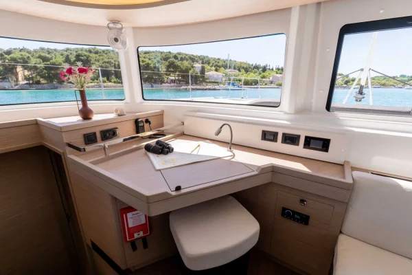 Katamaran mieten Šibenik: Lagoon 46 - Mare Azul