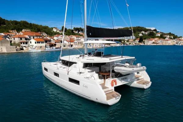 Katamaran mieten Šibenik: Lagoon 46 - Mare Azul