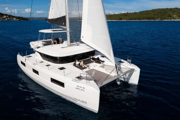 Katamaran mieten Šibenik: Lagoon 46 - Mare Azul