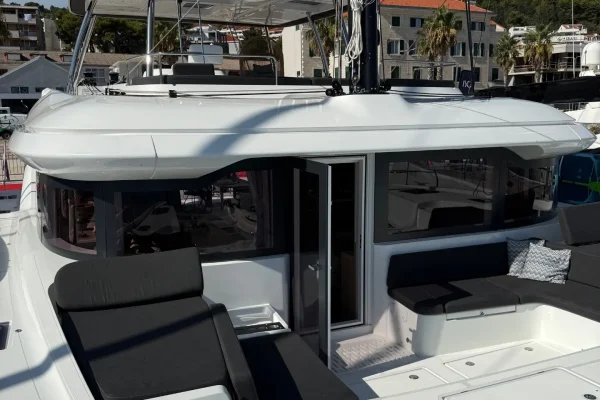 Lagoon 60 - Princess Karla - Bug