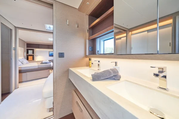 Lagoon 65 - Amada Mia