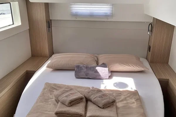 Lagoon 46 - Chill Out