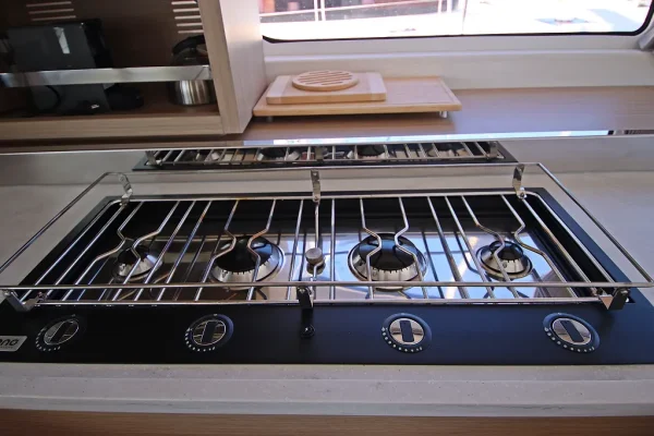 Lagoon 46 - Chill Out