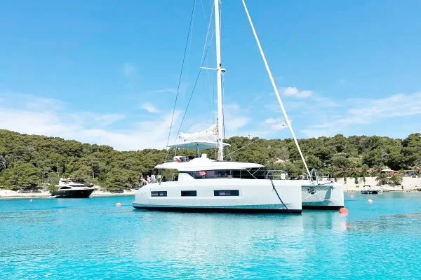 Lagoon 55 - Tri Wing - Bojenfeld