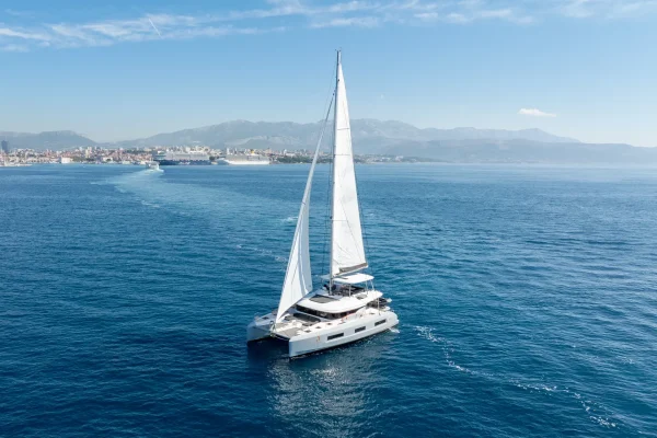 Luxus Katamaran Lagoon 55