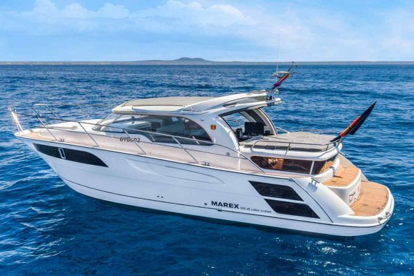 Motorboot Charter: Marex 320 ACC - Aurora