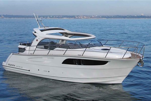 Motorboot Charter: Marex 320 ACC - Aurora