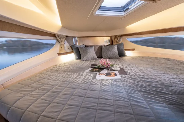 Marex 330 SCA Masterkabine