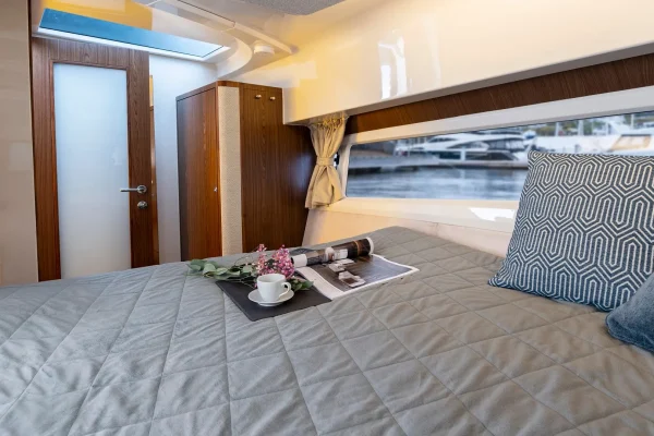 Marex 330 SCA Masterkabine