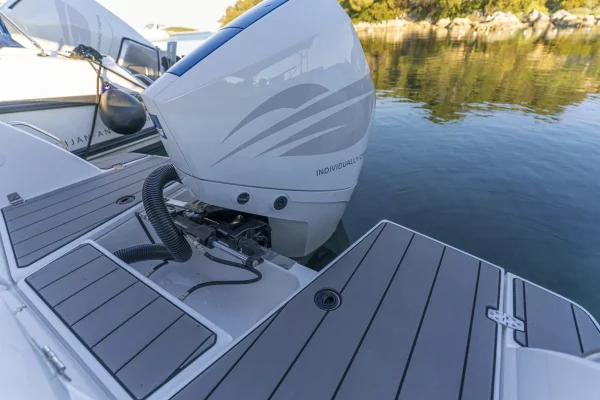 Motorboot Charter Kroatien Nordkapp K6 Noblesse