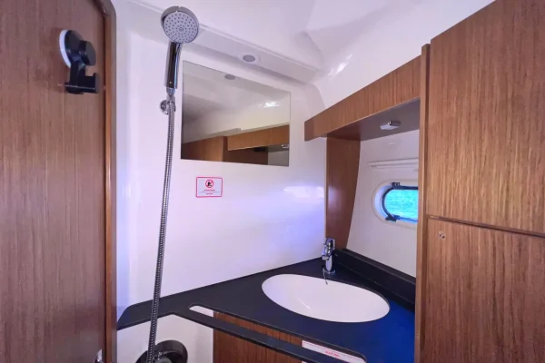 Motoboot mieten: Bavaria 29 - Roma