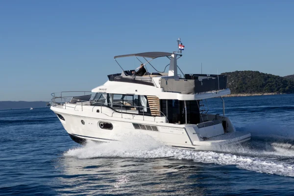 Motoryacht Charter: Swift Trawler 41