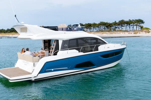 Motoryacht mieten Sealine F430