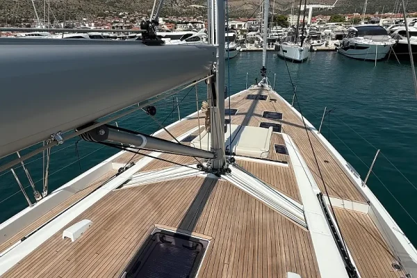 Oceanis 60 - Scorpio - Bug