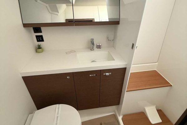 Oceanis 60 - Scorpio - Duschkabine