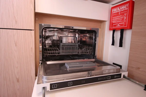 Oceanis Yacht 54 - White Bird