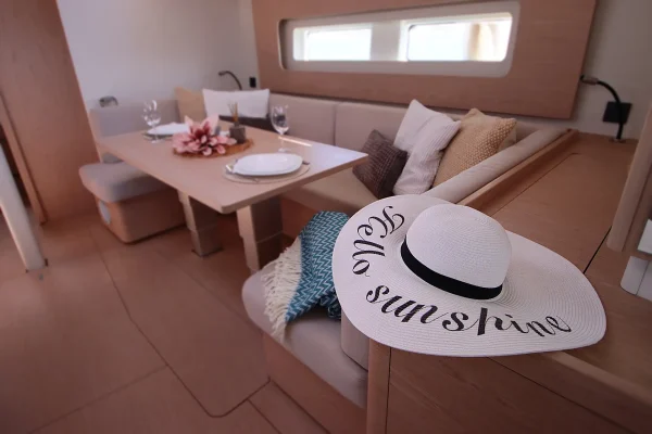 Oceanis Yacht 54 - White Bird