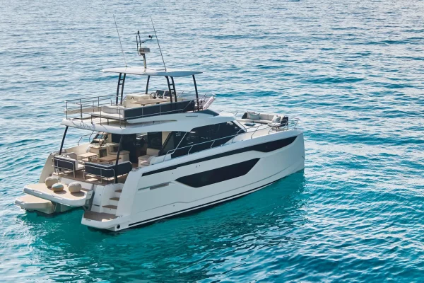 Prestige M48 - Diamond Si Motorkatamaran in Rogoznica