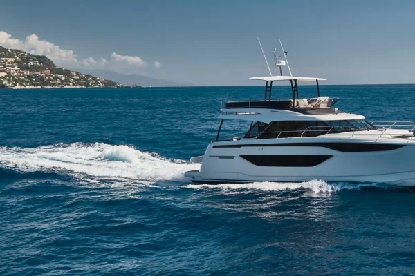 Prestige M48 - Diamond Si Powercat in Rogoznica