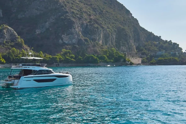 Luxus Powerkatamaran in Split: Prestige M48 - Dolce far niente