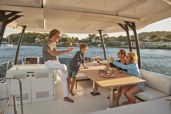 Luxus Powerkatamaran in Split: Prestige M48 - Dolce far niente