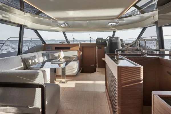 Luxus Powerkatamaran in Split: Prestige M48 - Dolce far niente