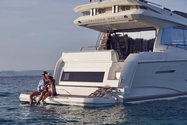 Motoryacht mieten: Prestige 520 Fly