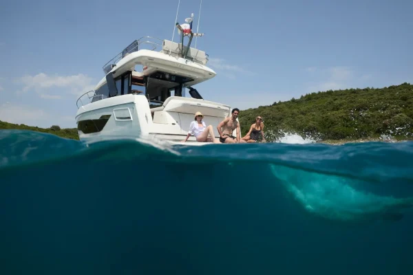 Prestige F4.3 - Mr. 77