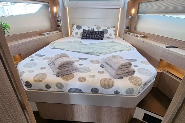 Sealine C390 - Tireless