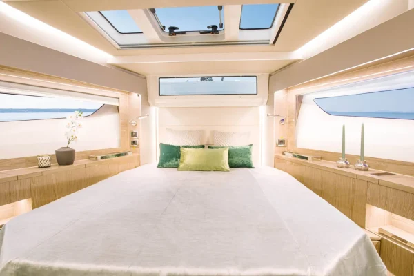 Sealine C390 - Tireless Masterkabine