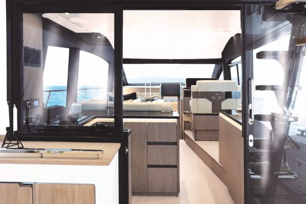 Sealine F430 - Tireless Too