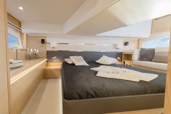 Sealine F430 - Tireless Too