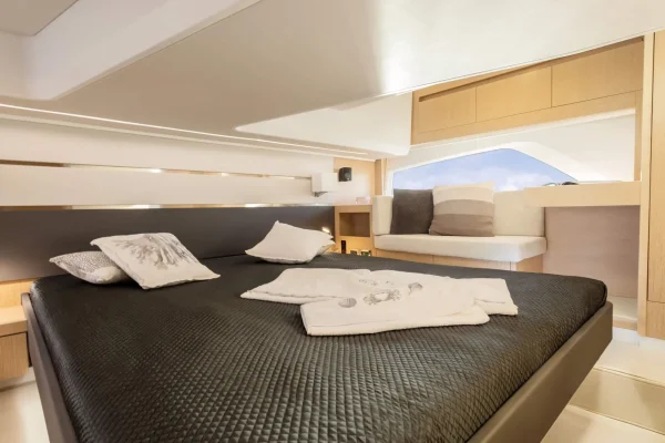 Sealine F430 - Tireless Too