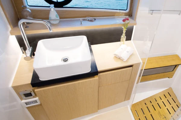 Sealine F430 - Tireless Too