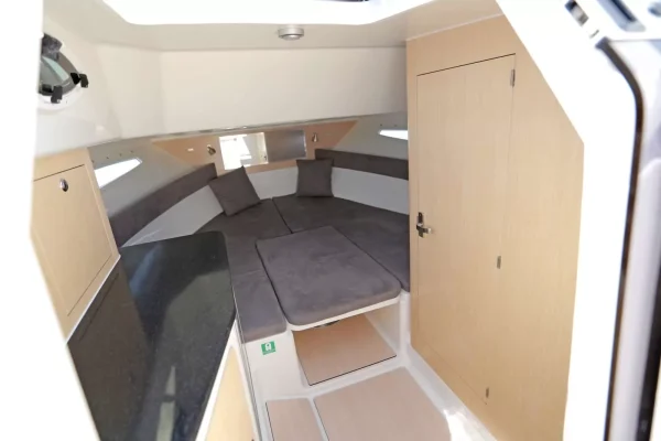 Boot in Tribunj mieten - Atlantic 750 Sun Cruiser