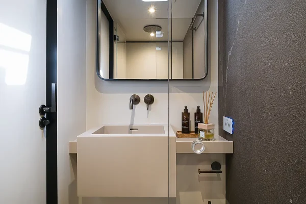 Sunreef 60 - Ahalya - Duschkabine