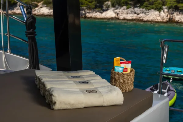 Sunreef 60 - Mr. Si - Exterior