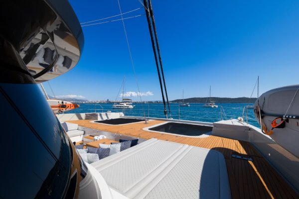 Sunreef 70 - n+1 - Exterior