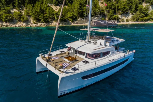 Bali Katamaran mieten