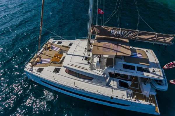 Bali Katamaran mieten