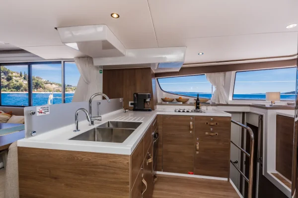 Bali Katamaran mieten