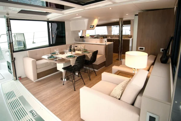 Bali 4.4 Katamaran mieten