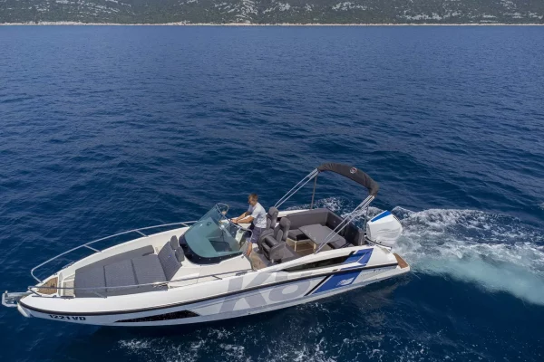 Motorboot mieten: Nordkapp K8 - Blue Line