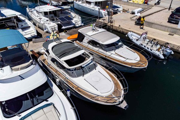 Boot mieten Sibenik - Marex 320