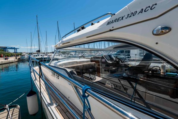 Boot mieten Sibenik - Marex 320